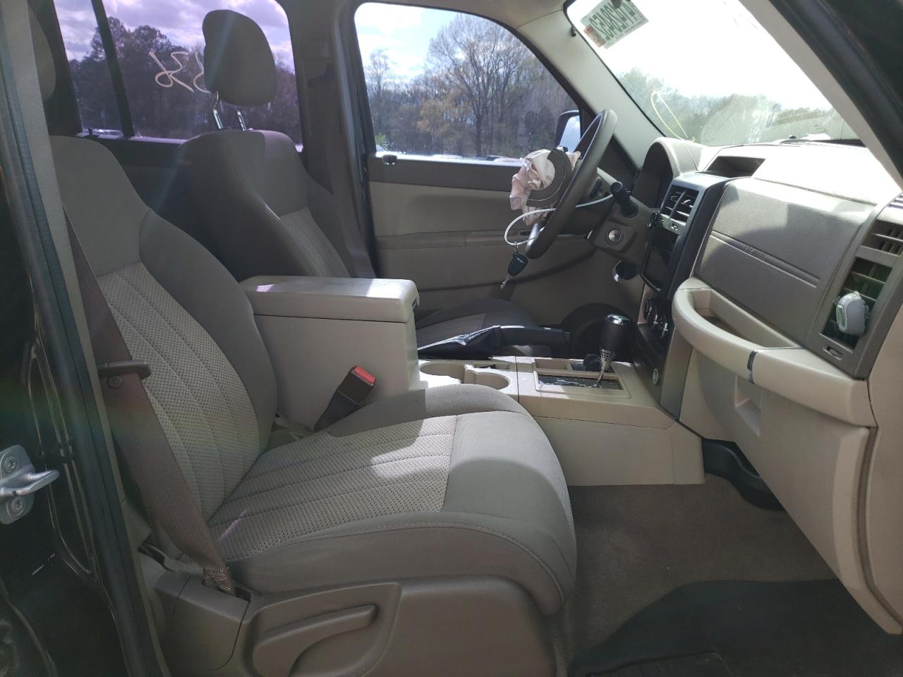 Photo 5 from auction – 2012 JEEP LIBERTY SP with VIN 1C4PJMAK1CW162918
