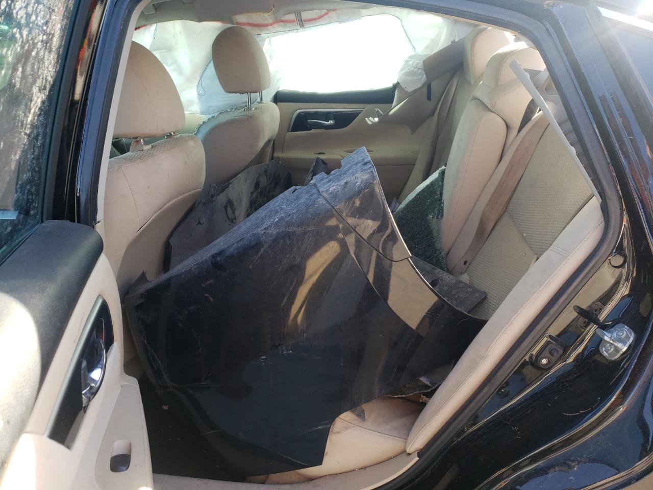 Photo 6 from auction – 2014 NISSAN ALTIMA 2.5 with VIN 1N4AL3AP0EN221090
