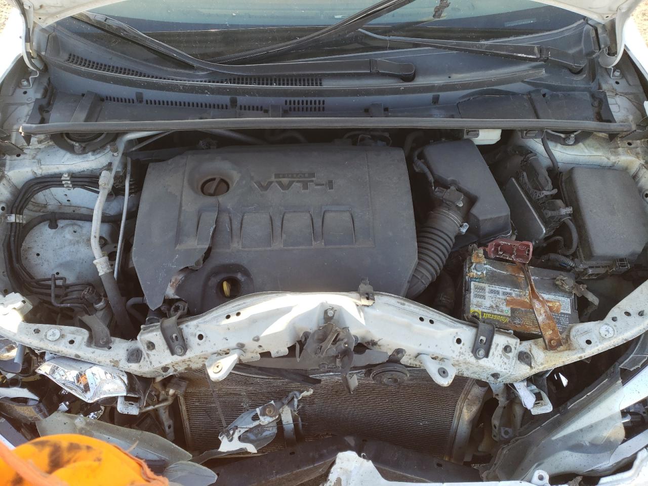 Photo 7 from auction – 2014 TOYOTA COROLLA L with VIN 5YFBURHE3EP085236