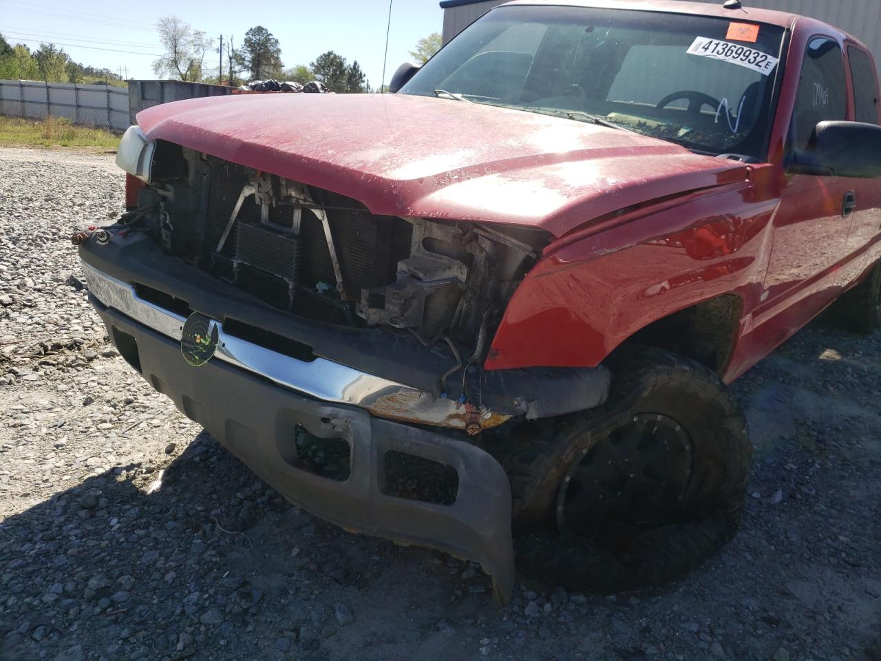 Photo 9 from auction – 2004 CHEVROLET SILVERADO with VIN 2GCEK19T241106351