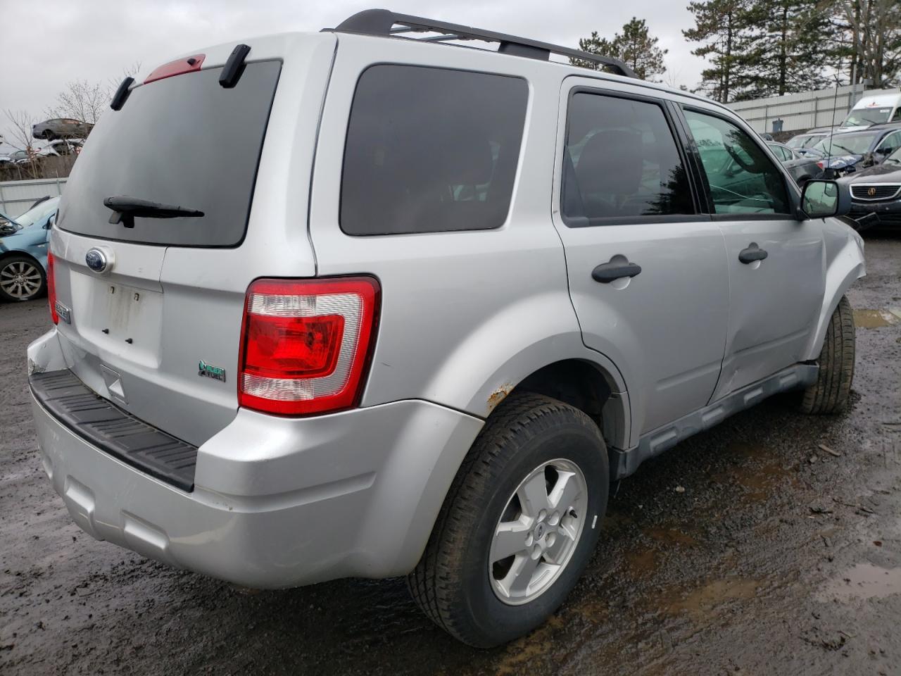 Photo 4 from auction – 2010 FORD ESCAPE XLT with VIN 1FMCU9DG3AKA64001