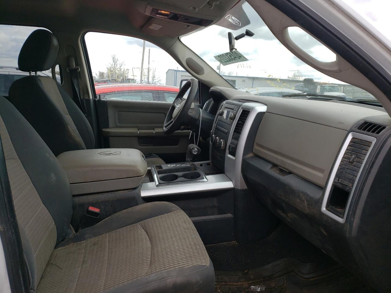 Photo 5 from auction – 2011 DODGE RAM 1500 with VIN 1D7RV1GT1BS518159