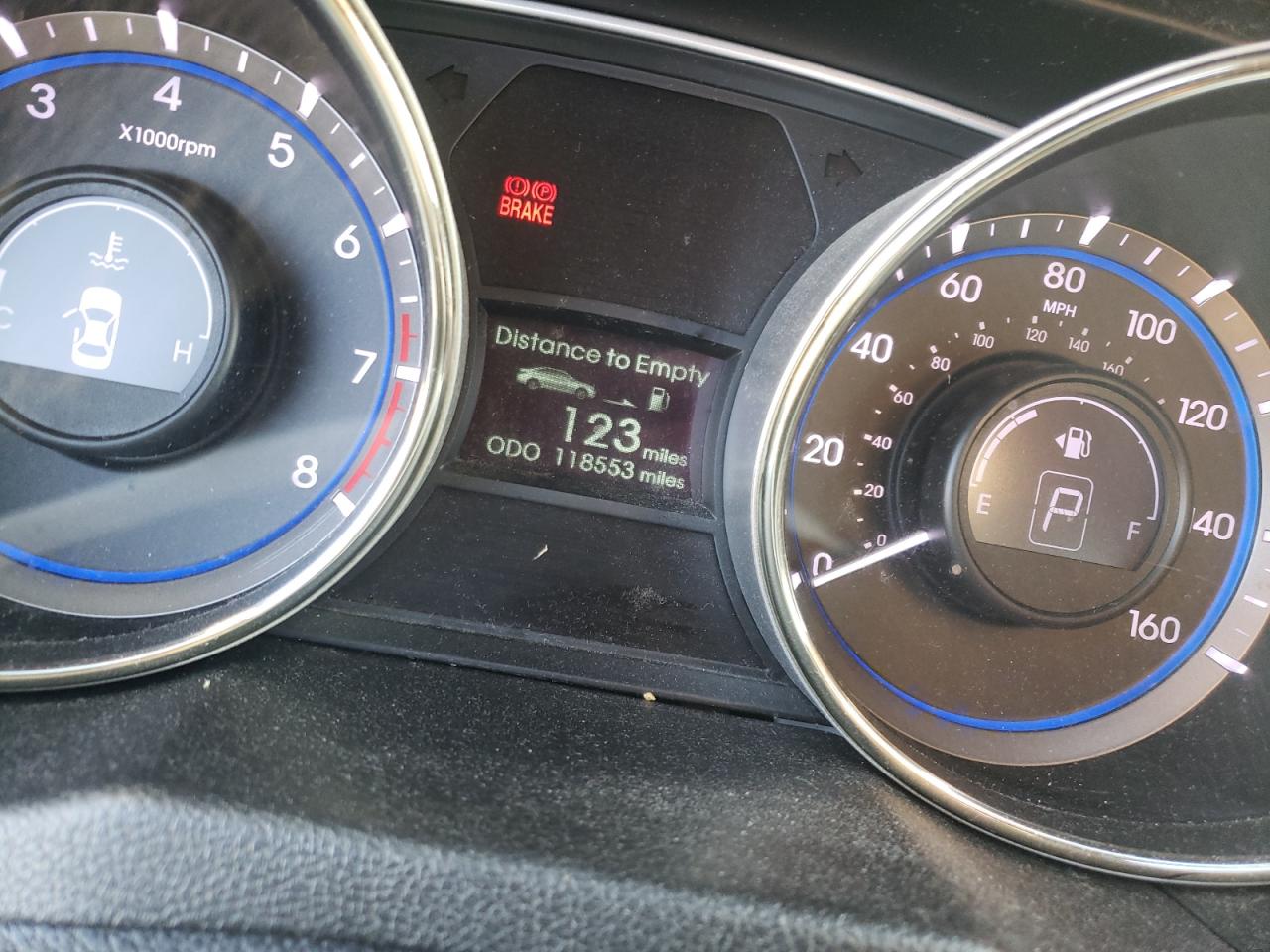 Photo 8 from auction – 2013 HYUNDAI SONATA SE with VIN 5NPEC4AC8DH581186