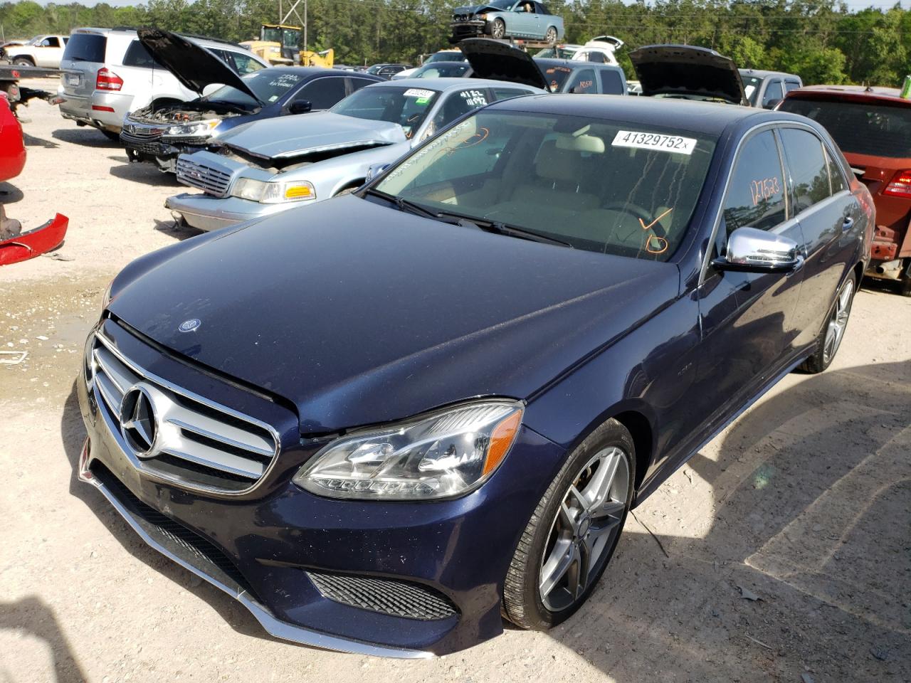 Photo 2 from auction – 2014 MERCEDES-BENZ E 350 4MAT with VIN WDDHF8JBXEA970638