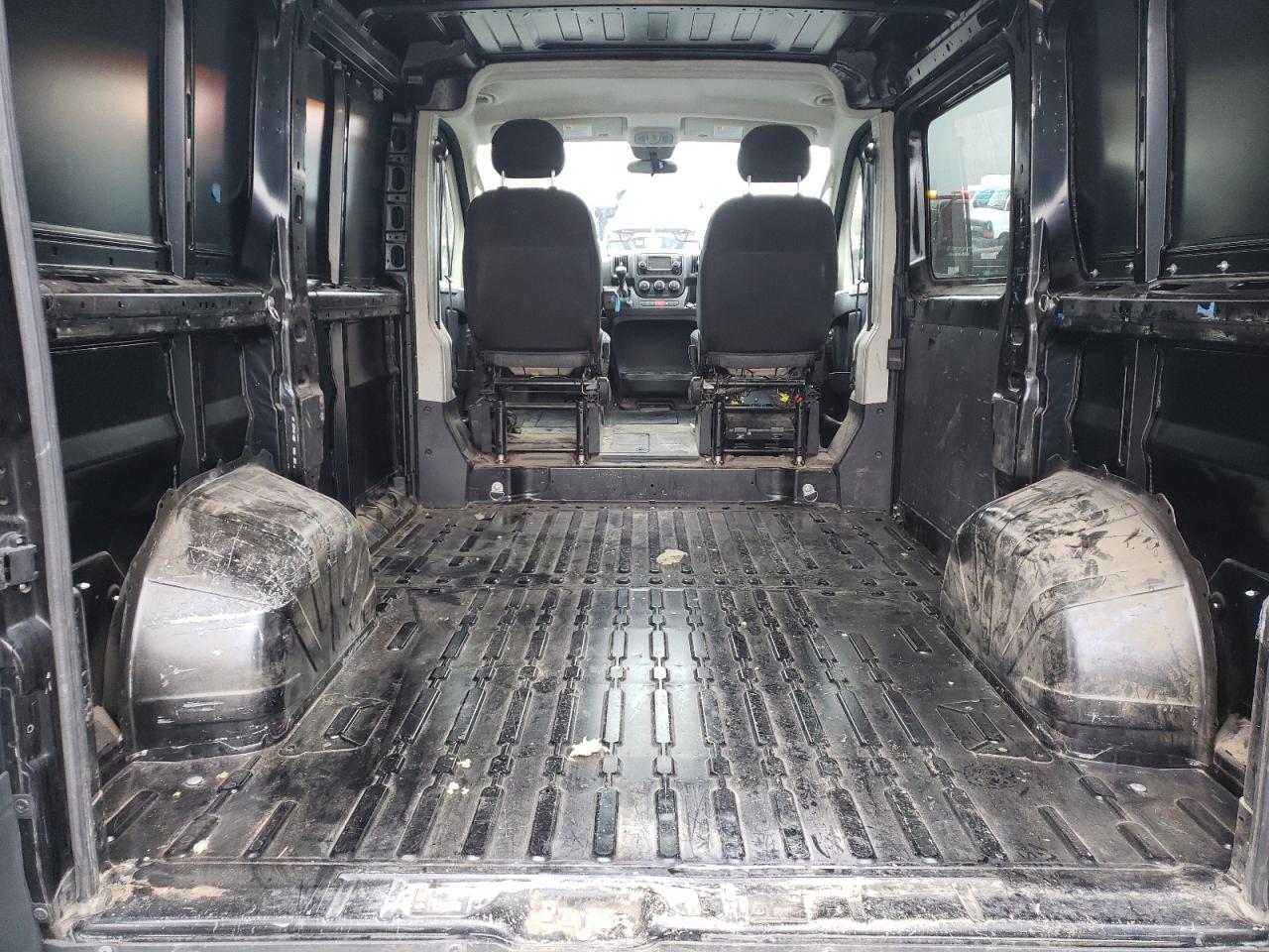 Photo 6 from auction – 2018 RAM PROMASTER with VIN 3C6TRVNG9JE156026