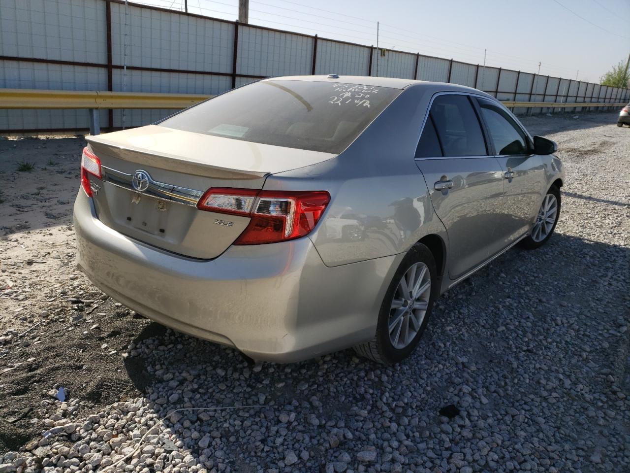 Photo 4 from auction – 2013 TOYOTA CAMRY L with VIN 4T4BF1FK9DR336252