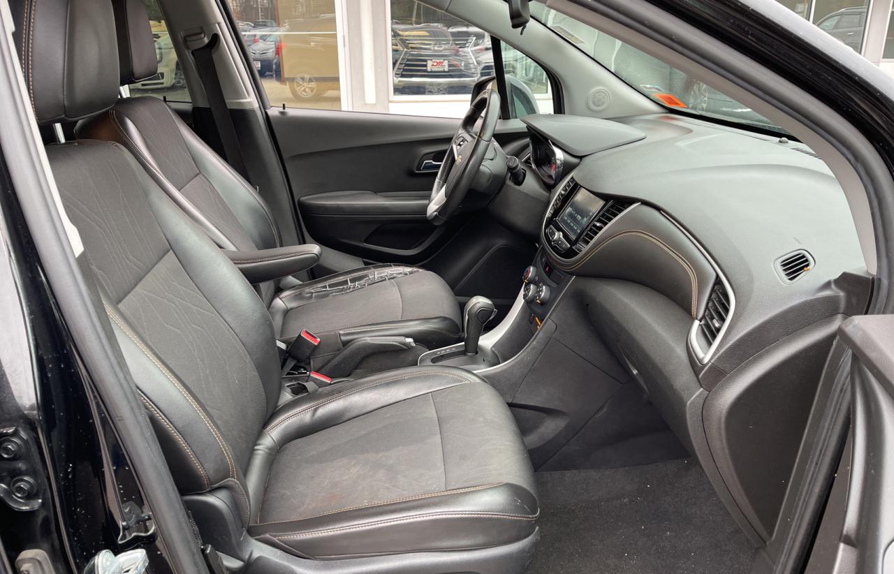 Photo 5 from auction – 2017 CHEVROLET TRAX 1LT with VIN 3GNCJPSB2HL216052