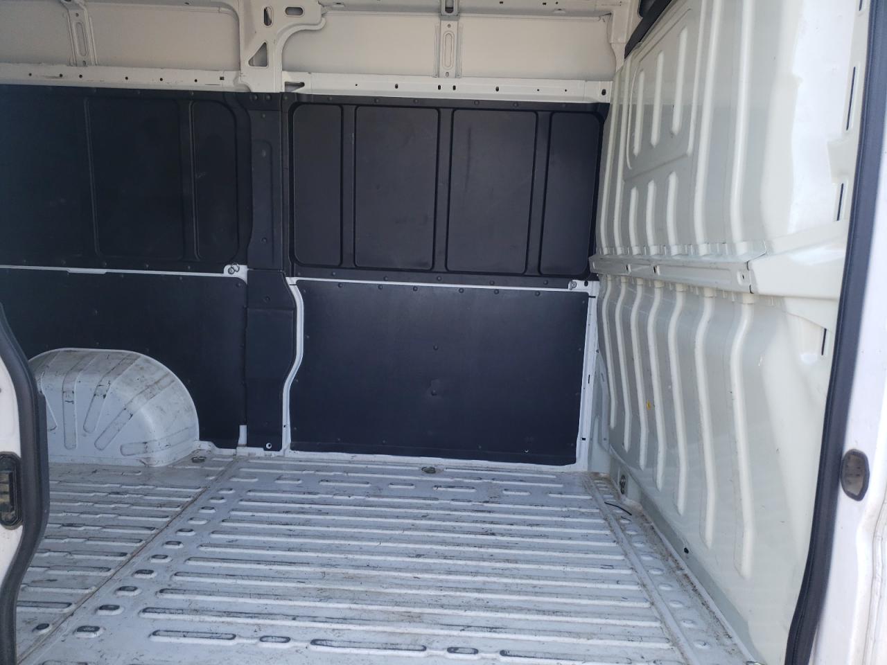 Photo 6 from auction – 2019 RAM PROMASTER with VIN 3C6TRVCG7KE522991