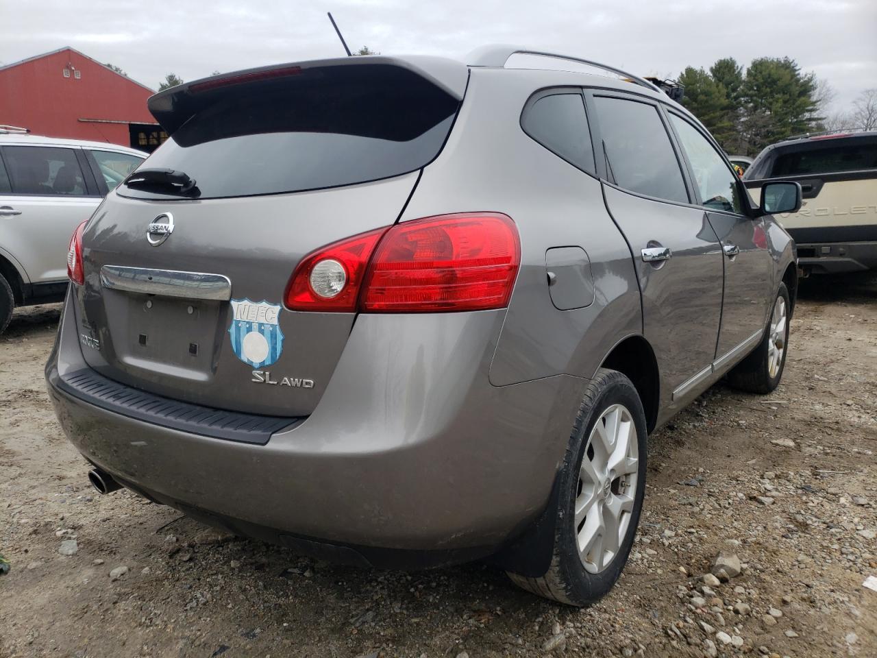 Photo 4 from auction – 2013 NISSAN ROGUE S with VIN JN8AS5MV6DW136559