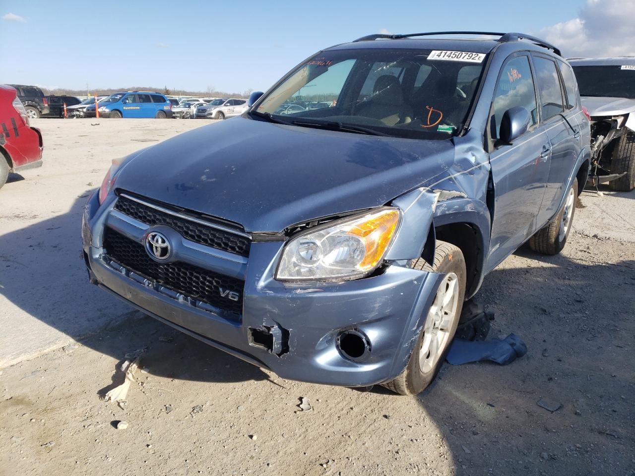 Photo 2 from auction – 2009 TOYOTA RAV4 LIMIT with VIN JTMZK31V29D001671