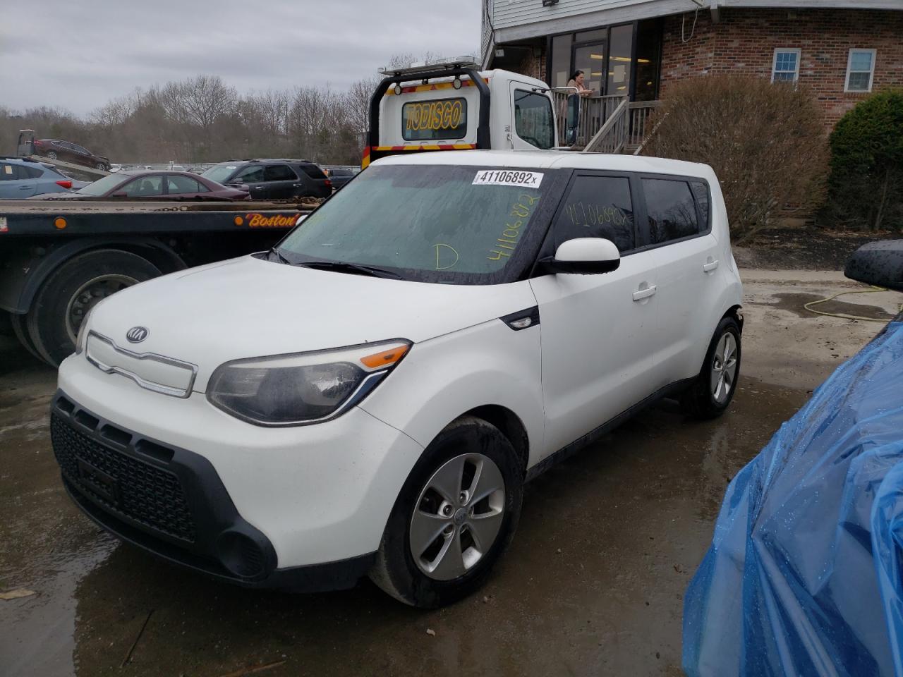 Photo 2 from auction – 2014 KIA SOUL with VIN KNDJN2A27E7022285