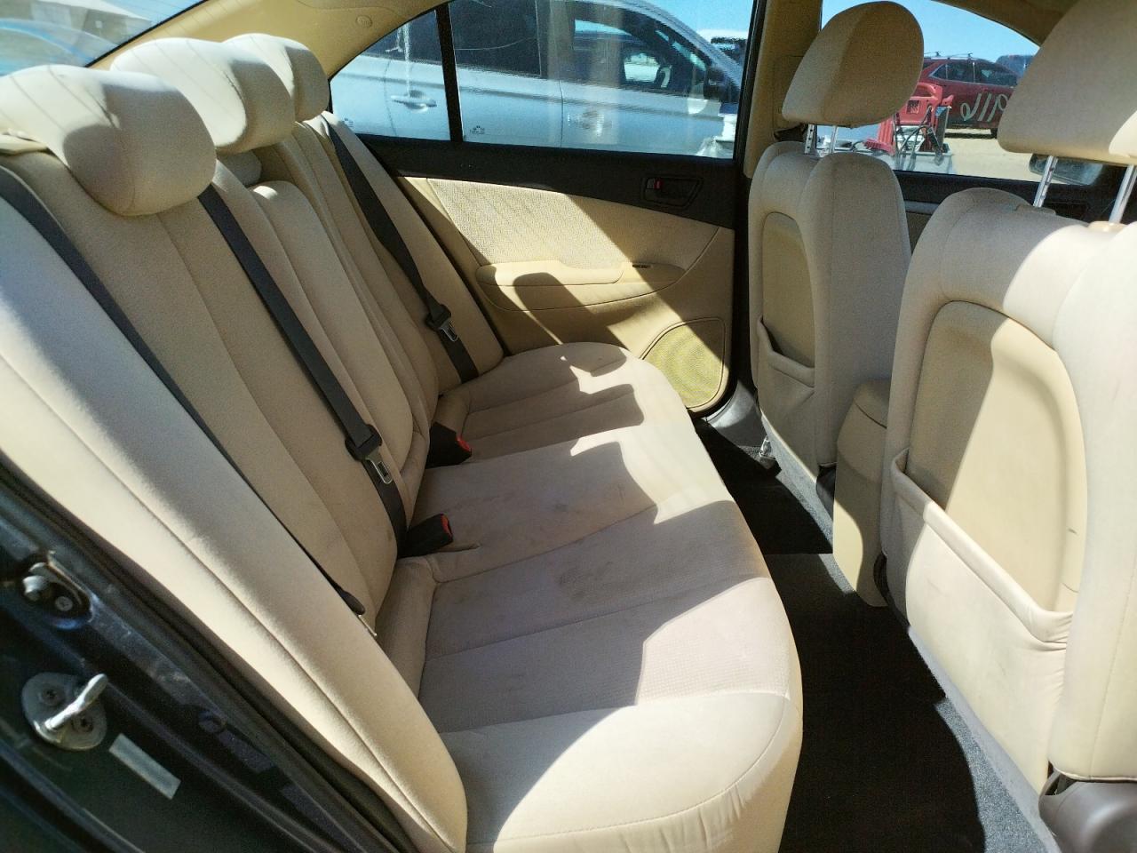 Photo 6 from auction – 2010 HYUNDAI SONATA with VIN 5NPET4AC6AH657631