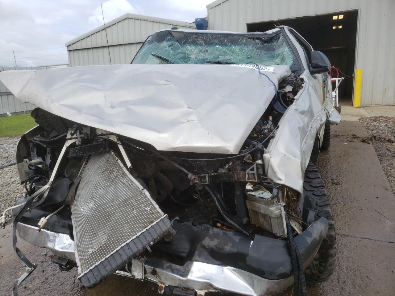 Photo 10 from auction – 2004 CHEVROLET SILVERADO with VIN 2GCEK13T541430189