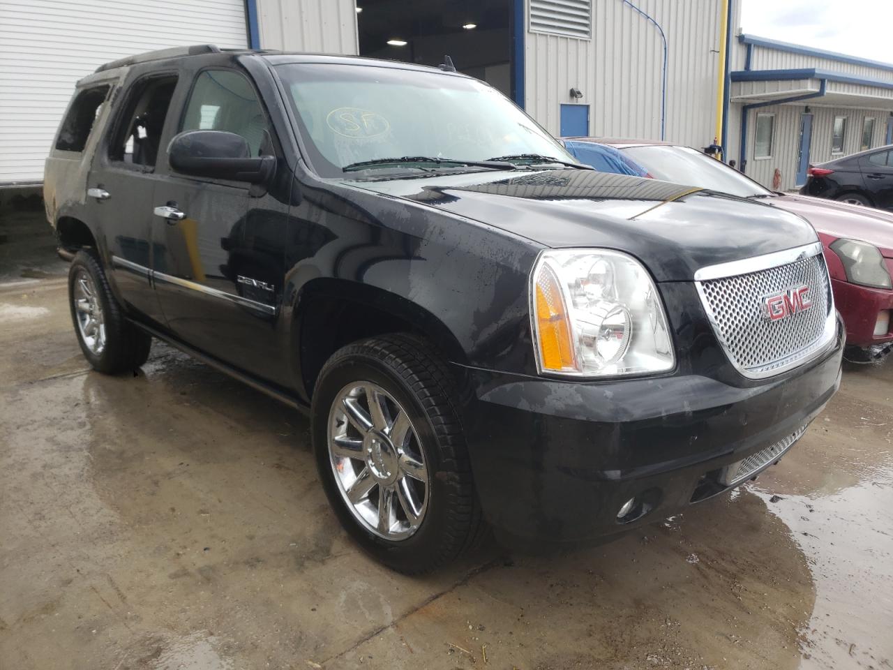 GMC YUKON DENA 2014 with VIN 1GKS2EEF1ER197751 - Photo from auction