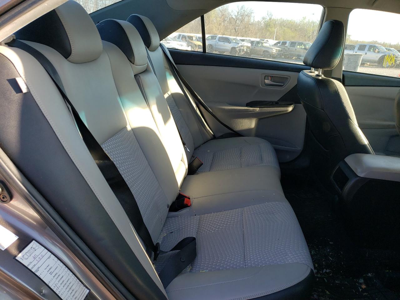 Photo 6 from auction – 2015 TOYOTA CAMRY LE with VIN 4T1BF1FK6FU041672