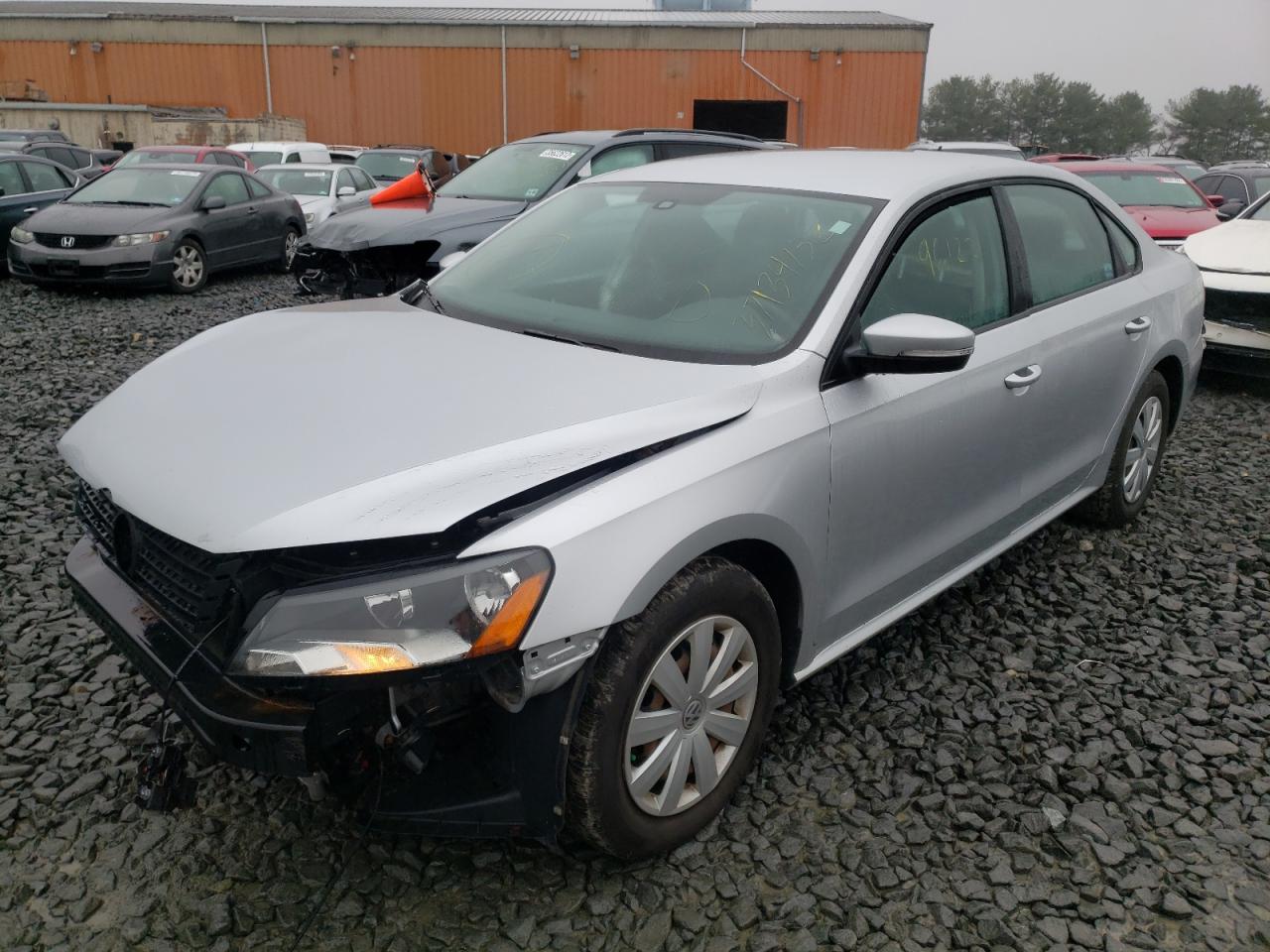 Photo 2 from auction – 2013 VOLKSWAGEN PASSAT S with VIN 1VWAP7A37DC060974