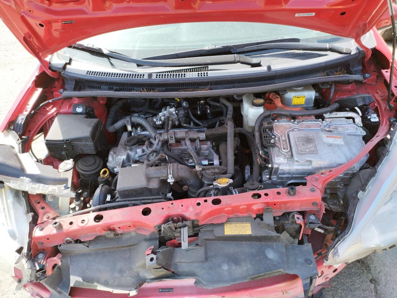 Photo 7 from auction – 2013 TOYOTA PRIUS C with VIN JTDKDTB32D1534199
