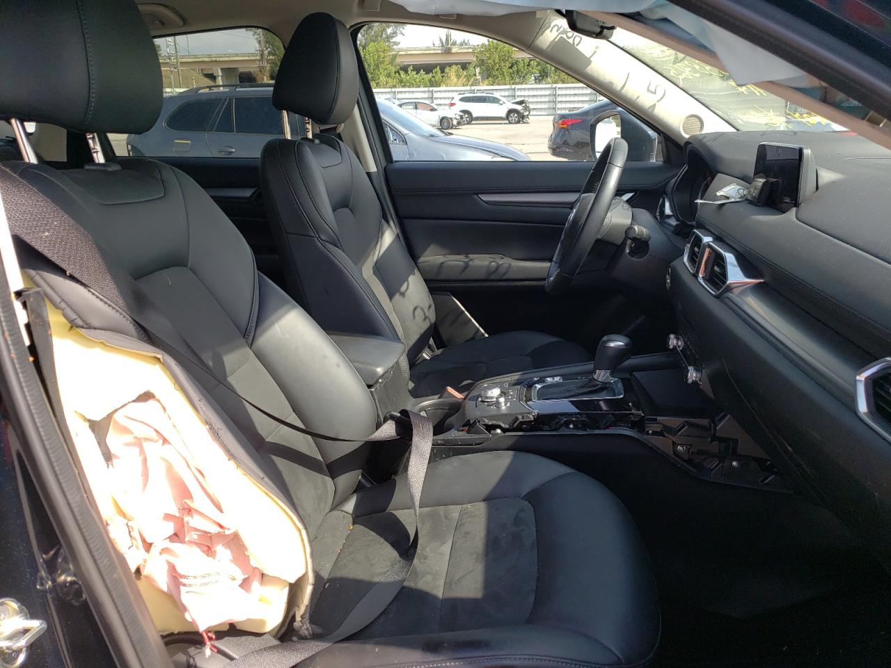 Photo 5 from auction – 2020 MAZDA CX-5 TOURI with VIN JM3KFBCM3L0786552