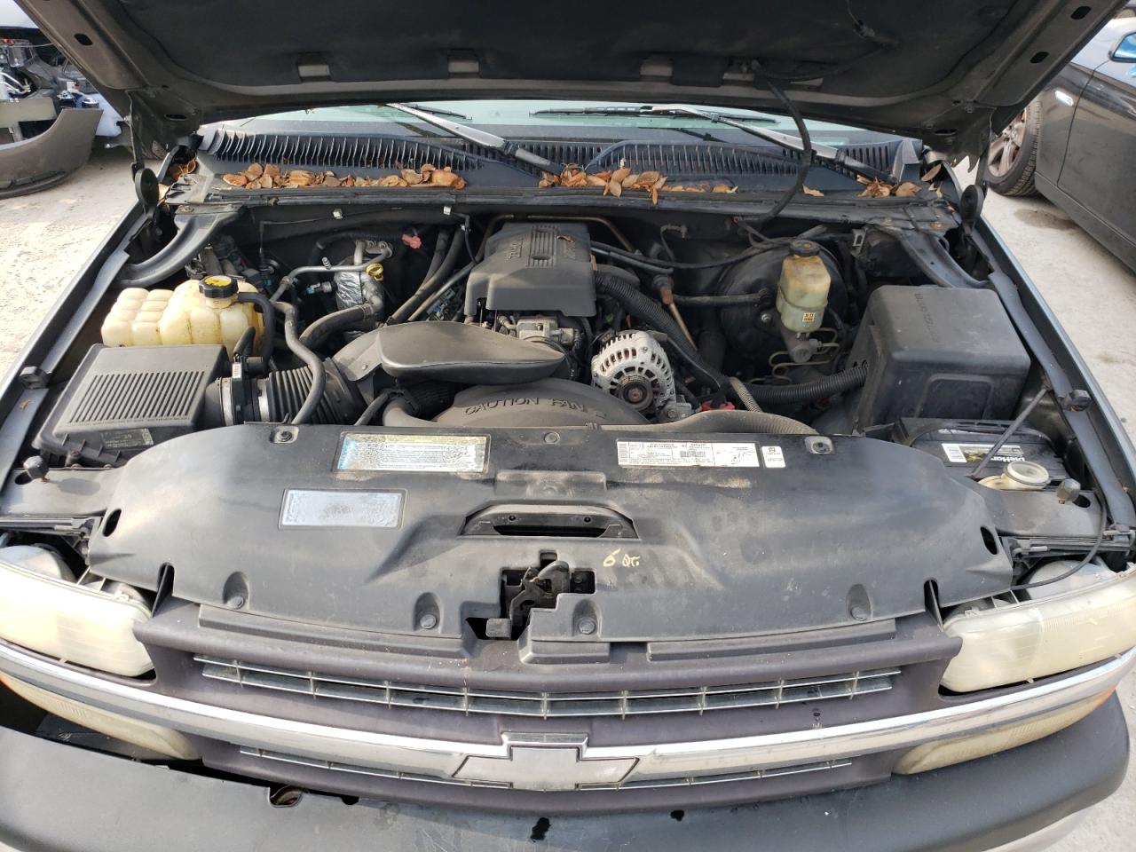 Photo 7 from auction – 2000 CHEVROLET SILVERADO with VIN 1GCEC19TXYZ144372