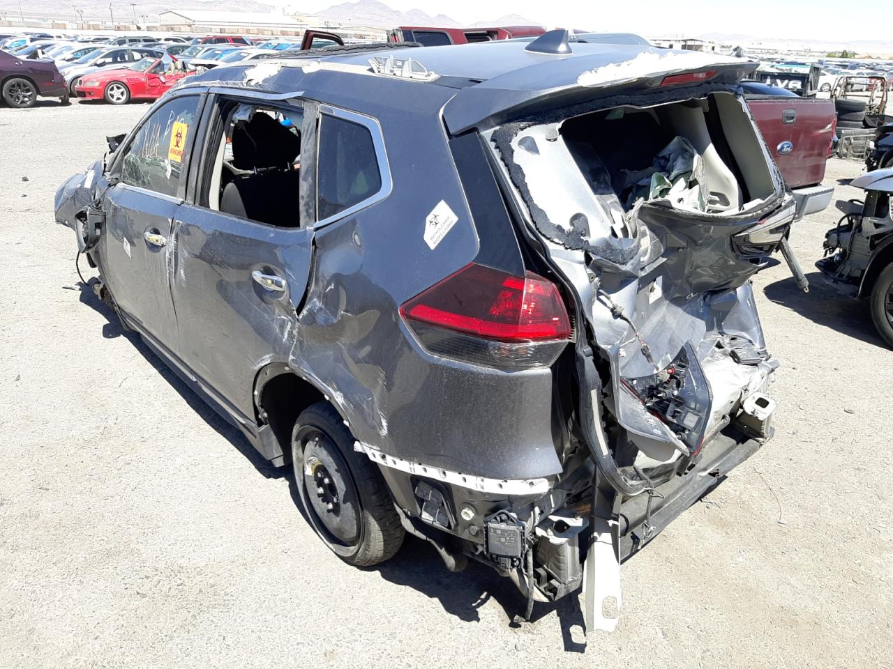 Photo 3 from auction – 2019 NISSAN ROGUE S with VIN 5N1AT2MT9KC836950