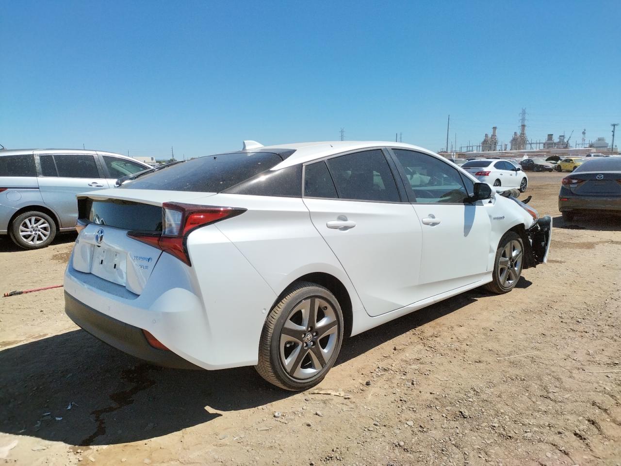 Photo 4 from auction – 2021 TOYOTA PRIUS SPEC with VIN JTDKAMFU7M3133754