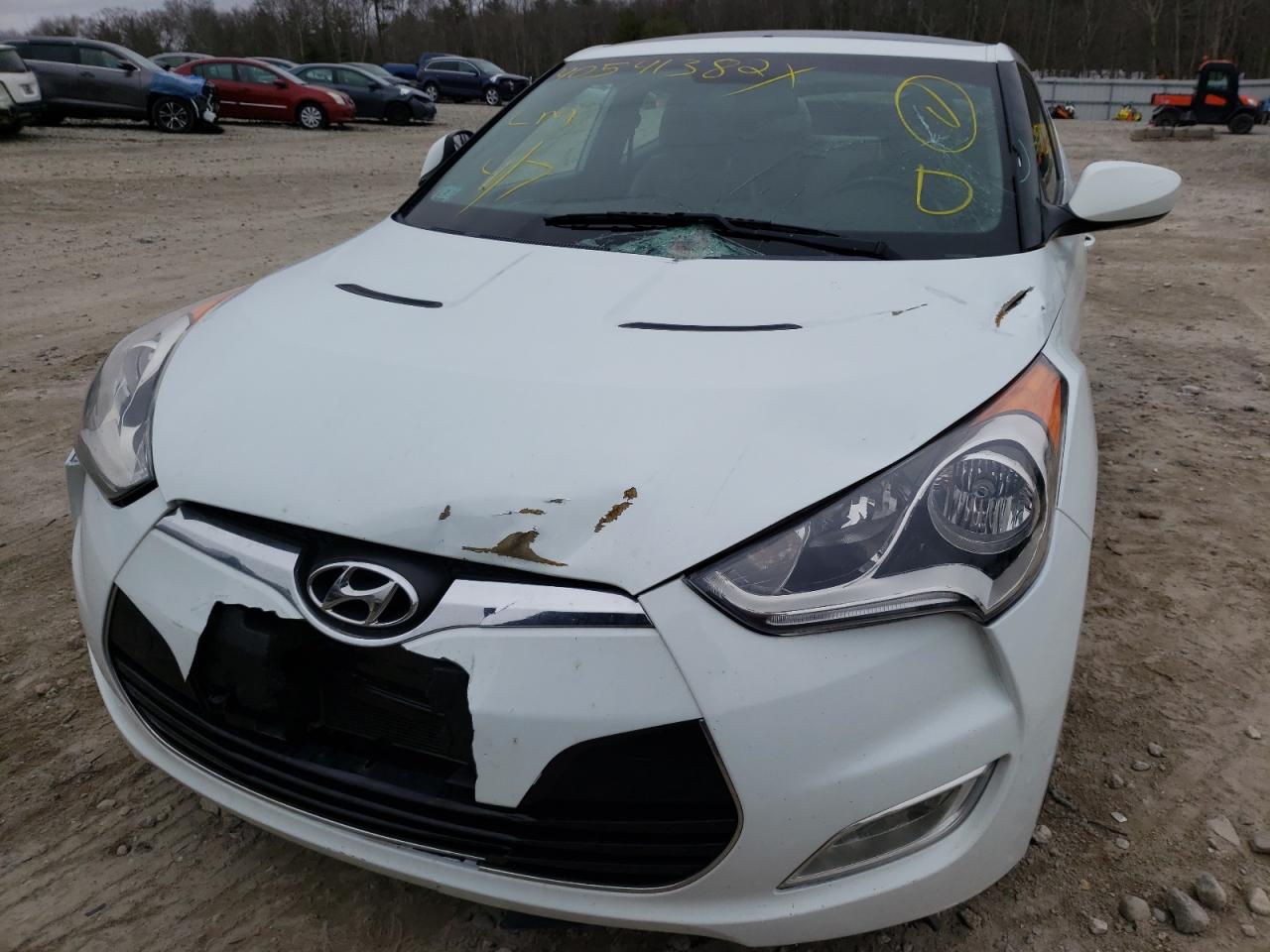 Photo 9 from auction – 2014 HYUNDAI VELOSTER with VIN KMHTC6AD1EU182702