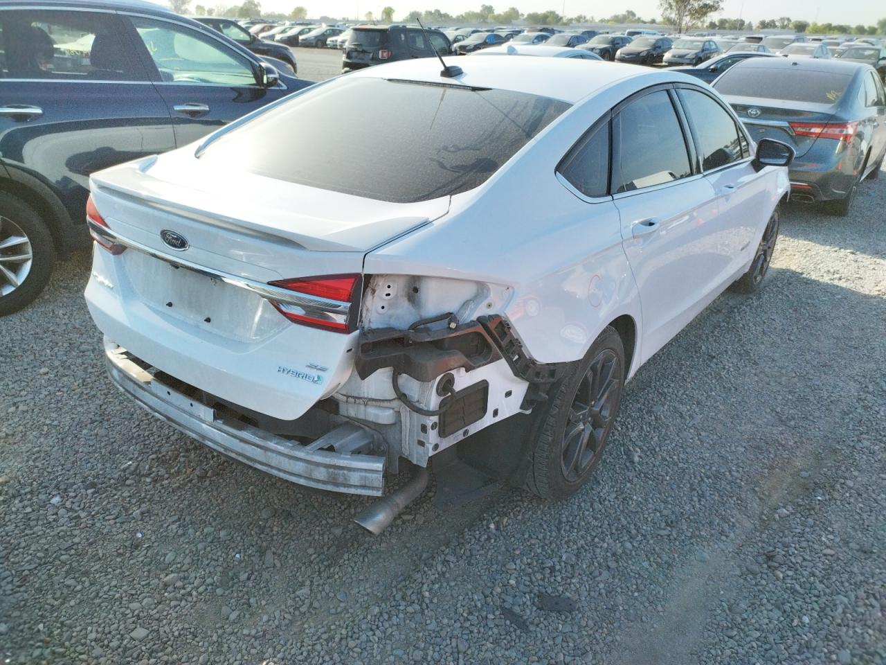 Photo 4 from auction – 2018 FORD FUSION SE with VIN 3FA6P0LU5JR218852