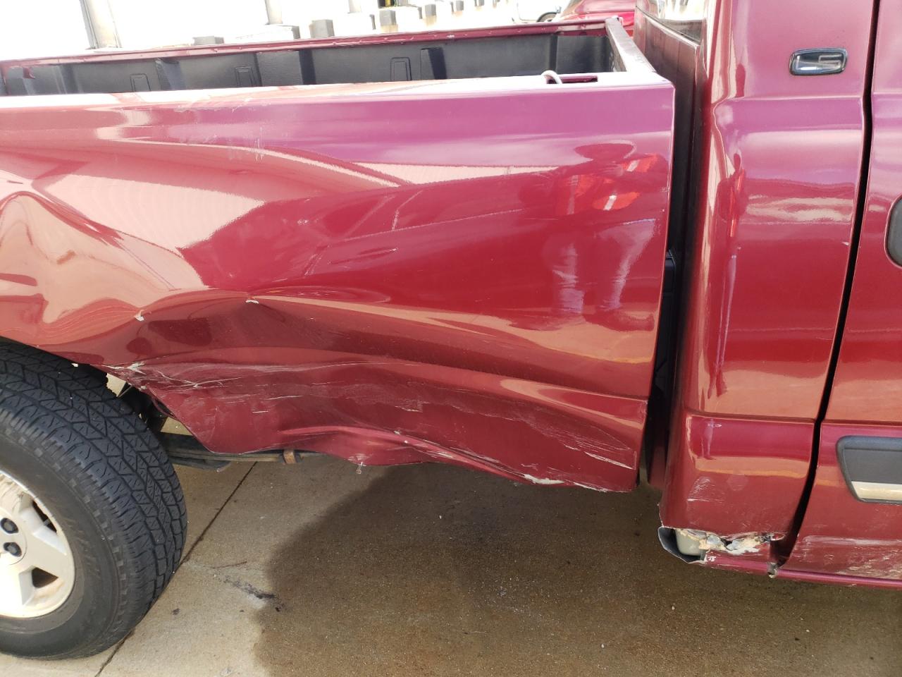 Photo 9 from auction – 2005 CHEVROLET SILVERADO with VIN 1GCEC14T45Z231560