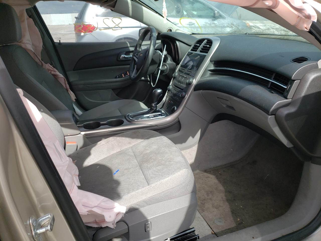 Photo 5 from auction – 2013 CHEVROLET MALIBU LS with VIN 1G11B5SA7DF300213