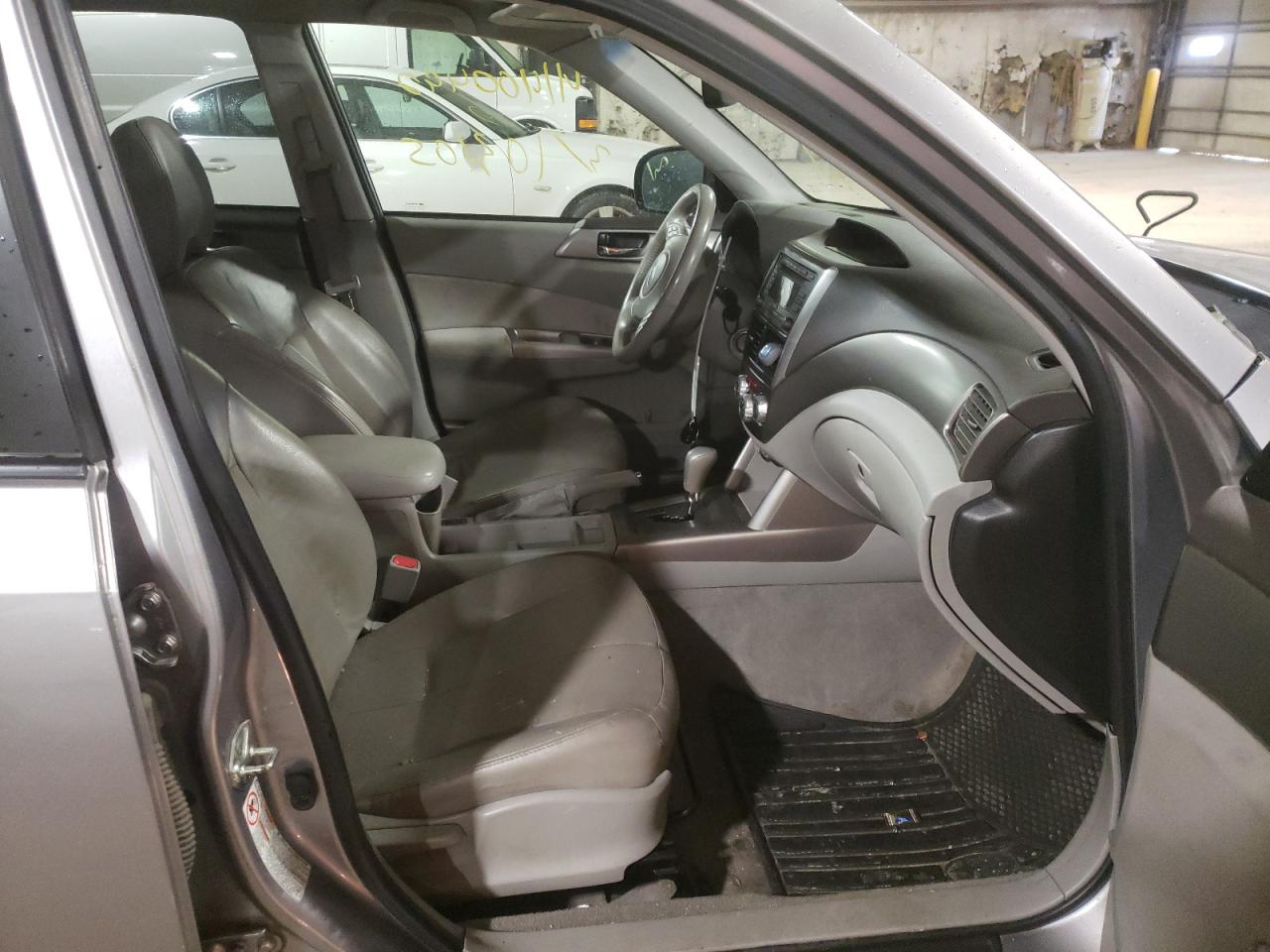 Photo 5 from auction – 2010 SUBARU FORESTER with VIN JF2SH6DC9AH906418