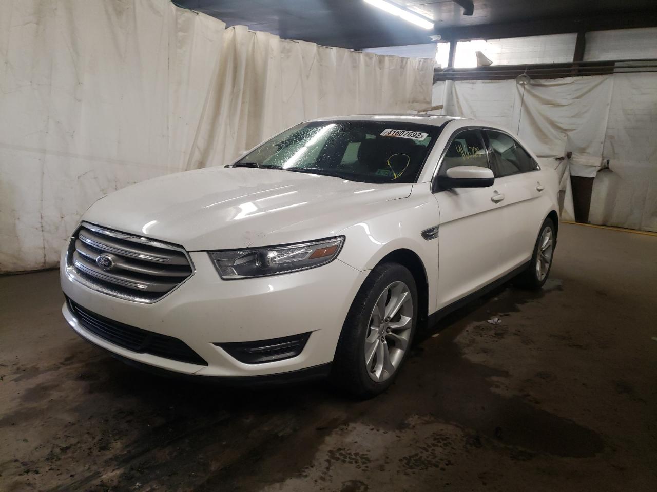 Photo 2 from auction – 2013 FORD TAURUS SEL with VIN 1FAHP2H83DG180341