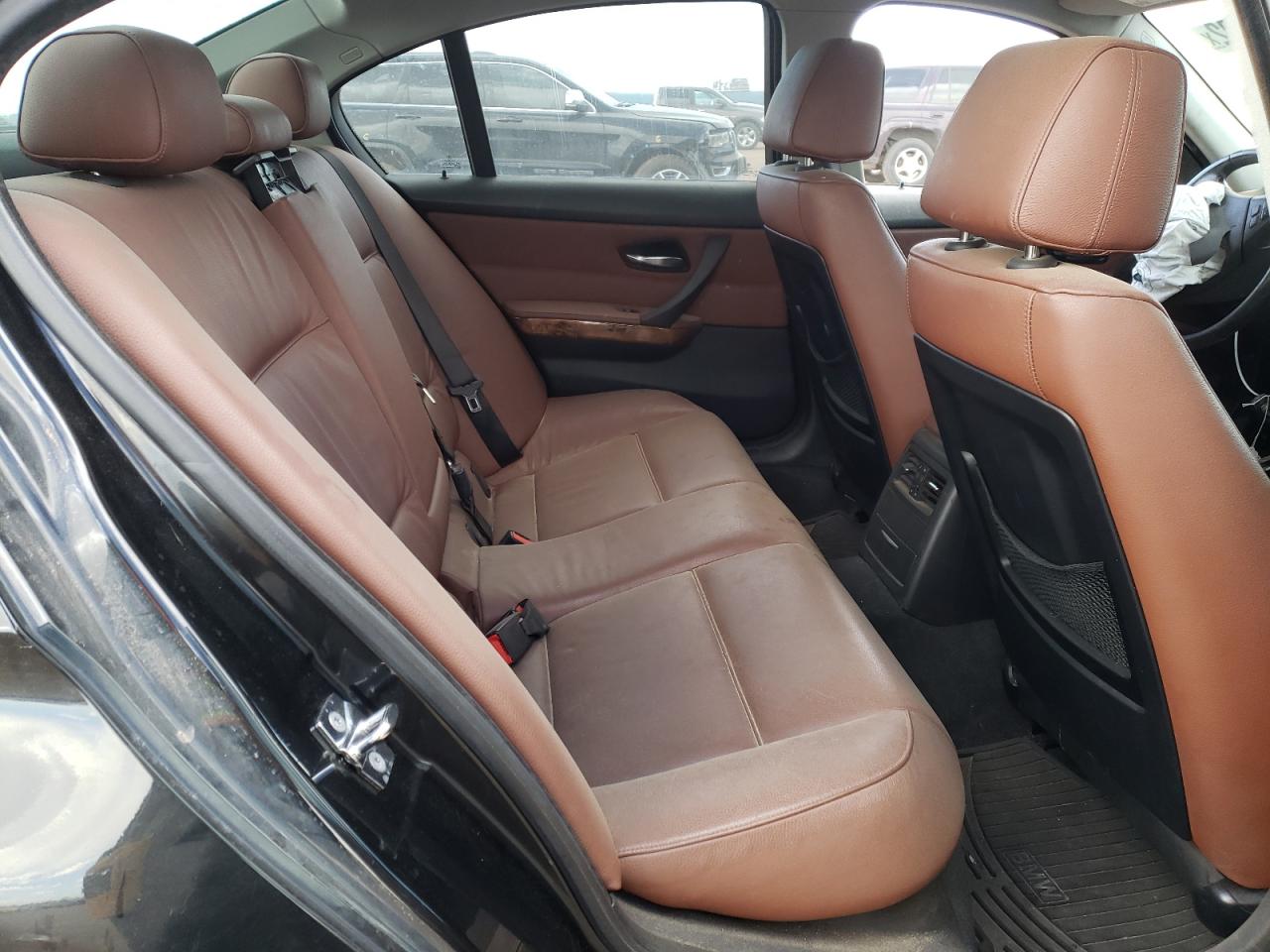 Photo 6 from auction – 2007 BMW 328 XI with VIN WBAVC93567KX61717