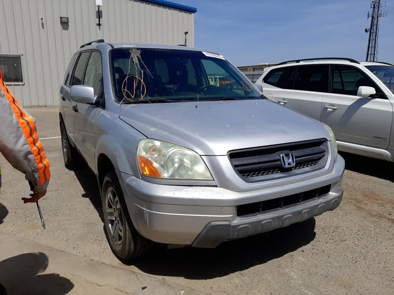 HONDA PILOT EXL 2003 with VIN 2HKYF18573H520968 - Photo from auction