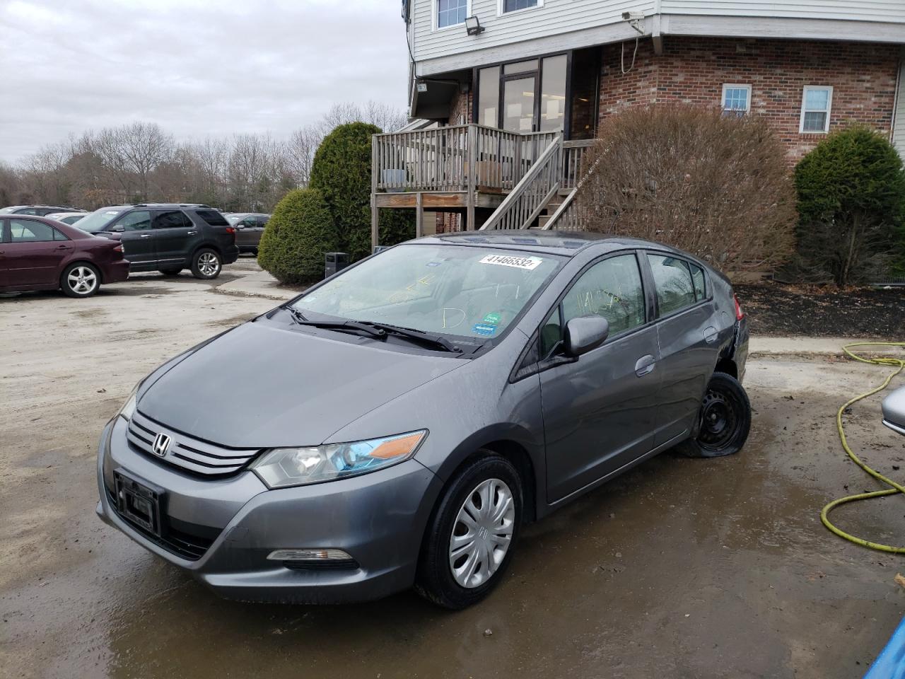 Photo 2 from auction – 2011 HONDA INSIGHT LX with VIN JHMZE2H50BS007914