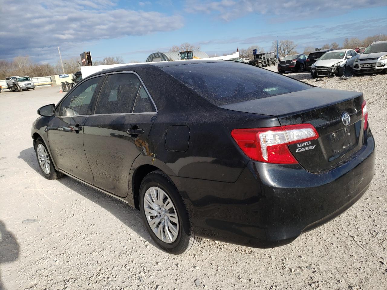 Photo 3 from auction – 2013 TOYOTA CAMRY L with VIN 4T4BF1FK1DR277729