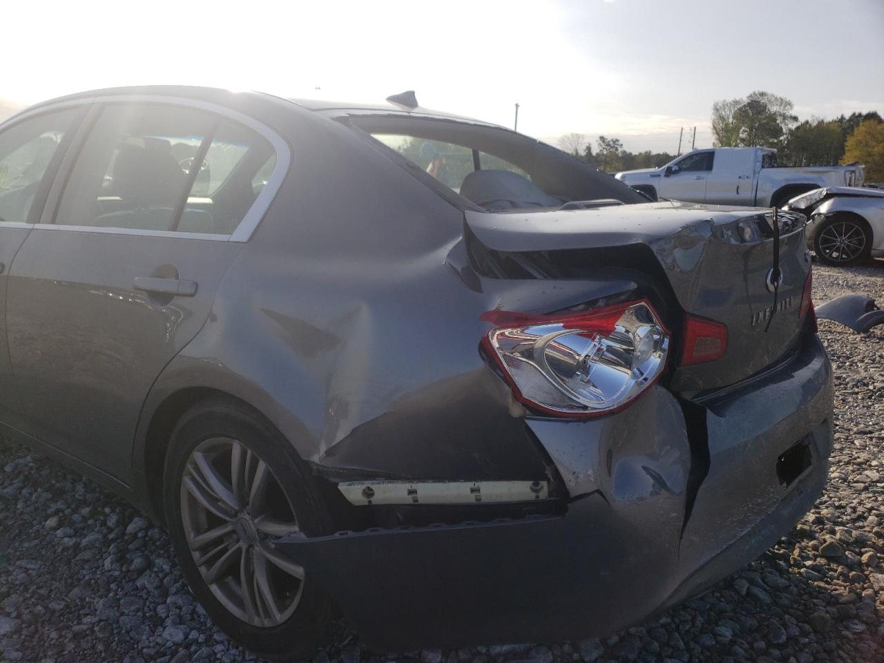 Photo 9 from auction – 2010 INFINITI G37 BASE with VIN JN1CV6AP2AM408686