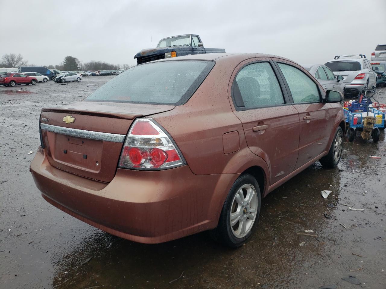 Photo 4 from auction – 2011 CHEVROLET AVEO LS with VIN KL1TD5DE8BB256129