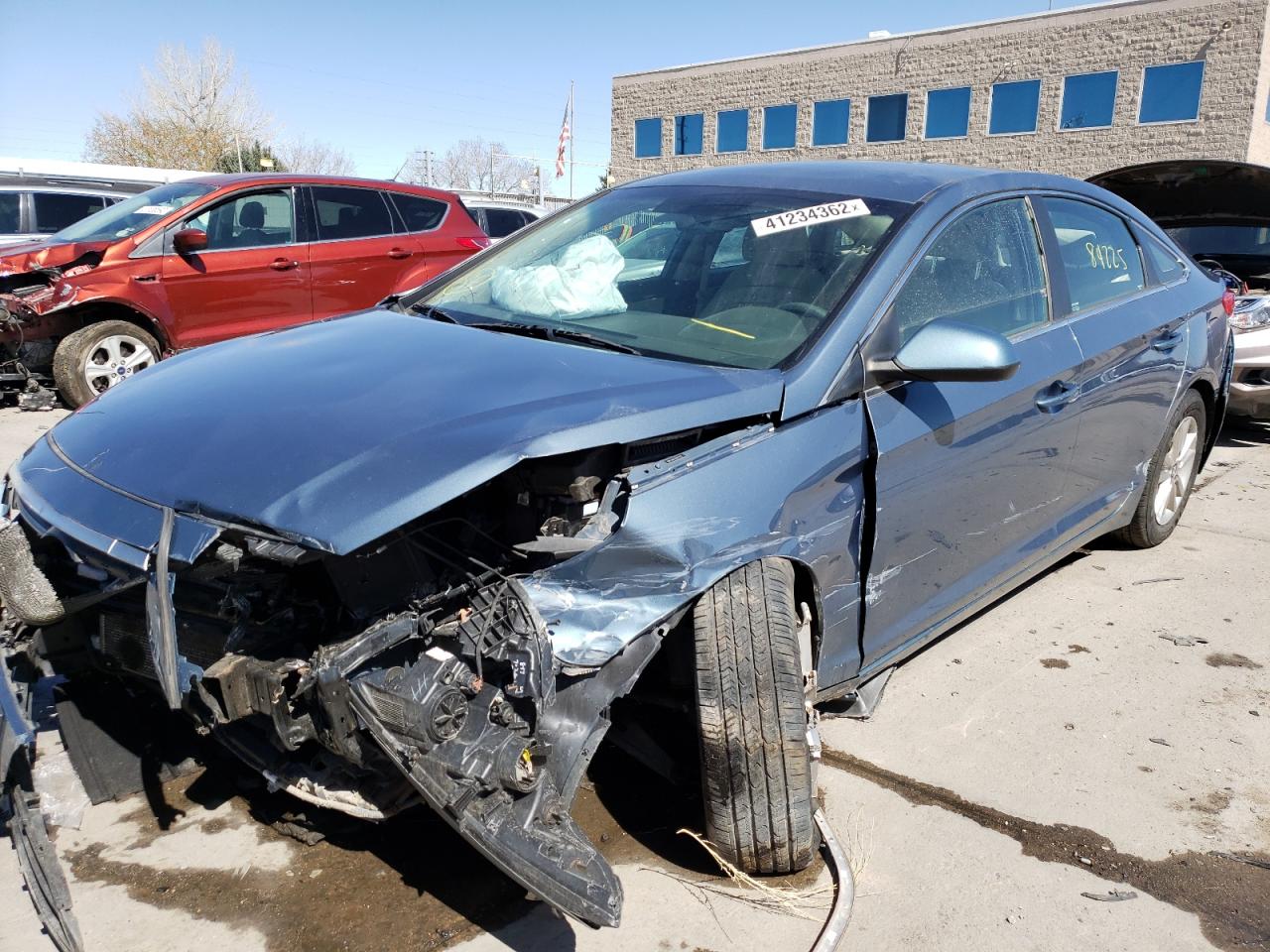 Photo 2 from auction – 2016 HYUNDAI SONATA SE with VIN 5NPE24AF3GH277135