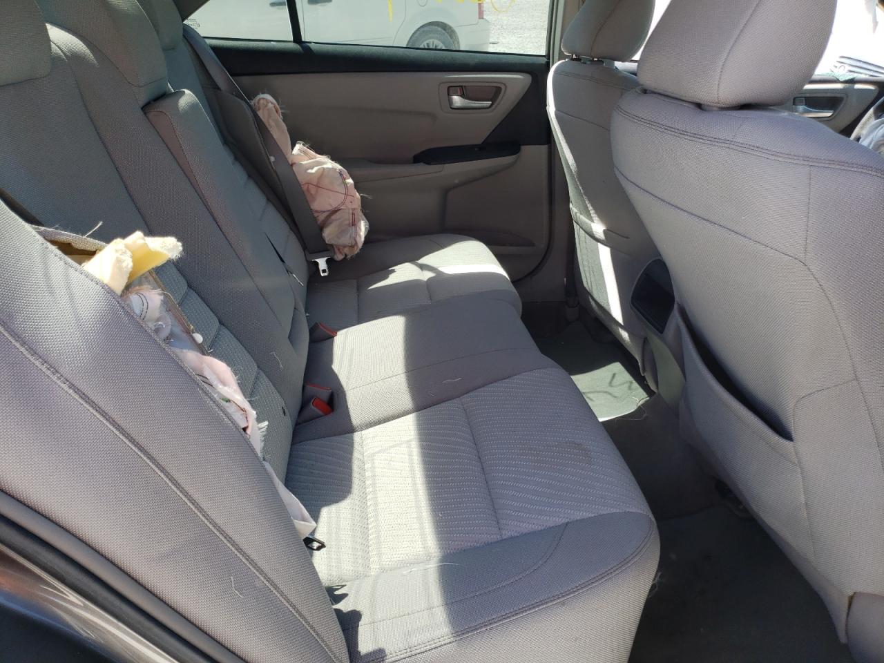 Photo 6 from auction – 2016 TOYOTA CAMRY LE with VIN 4T4BF1FK9GR518537