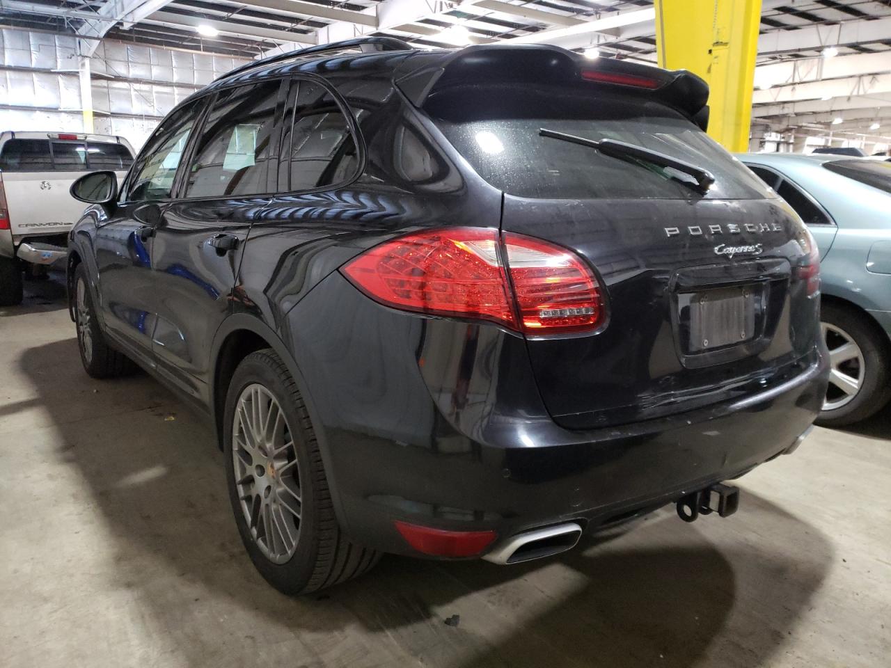 Photo 3 from auction – 2013 PORSCHE CAYENNE S with VIN WP1AB2A2XDLA86155