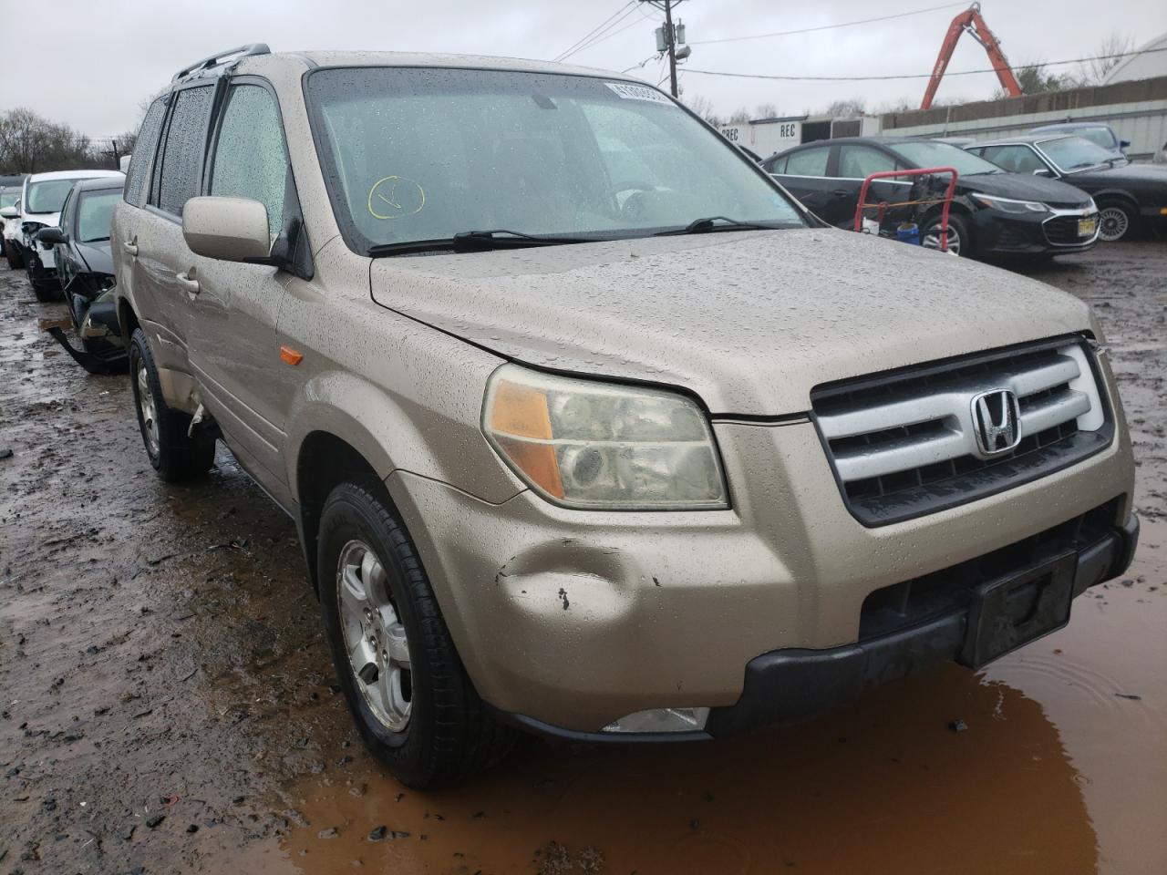 HONDA PILOT EX 2006 with VIN 2HKYF18616H516203 - Photo from auction