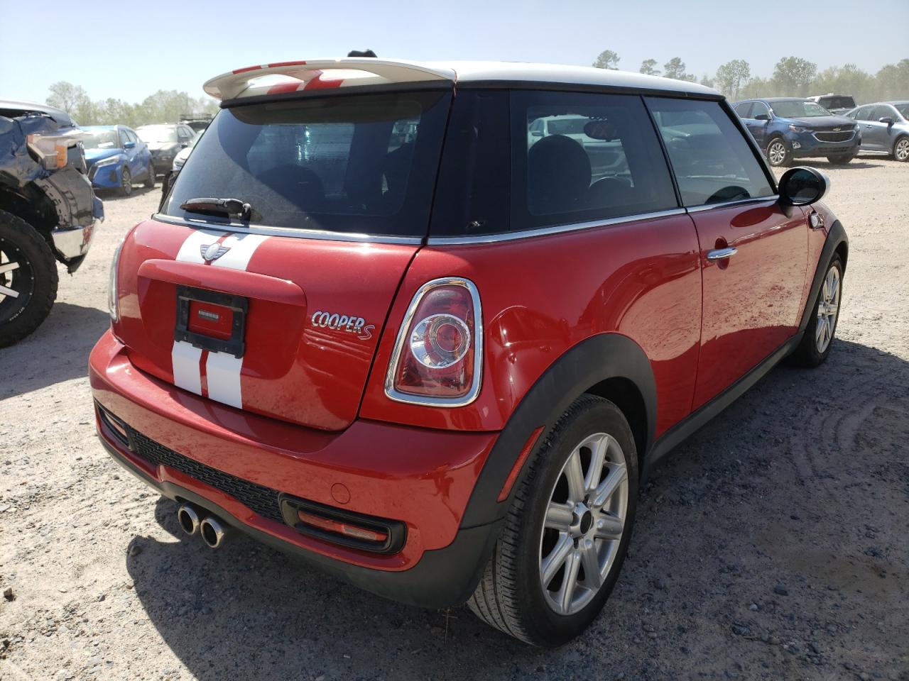 Photo 4 from auction – 2011 MINI COOPER S with VIN WMWSV3C54BTY23676