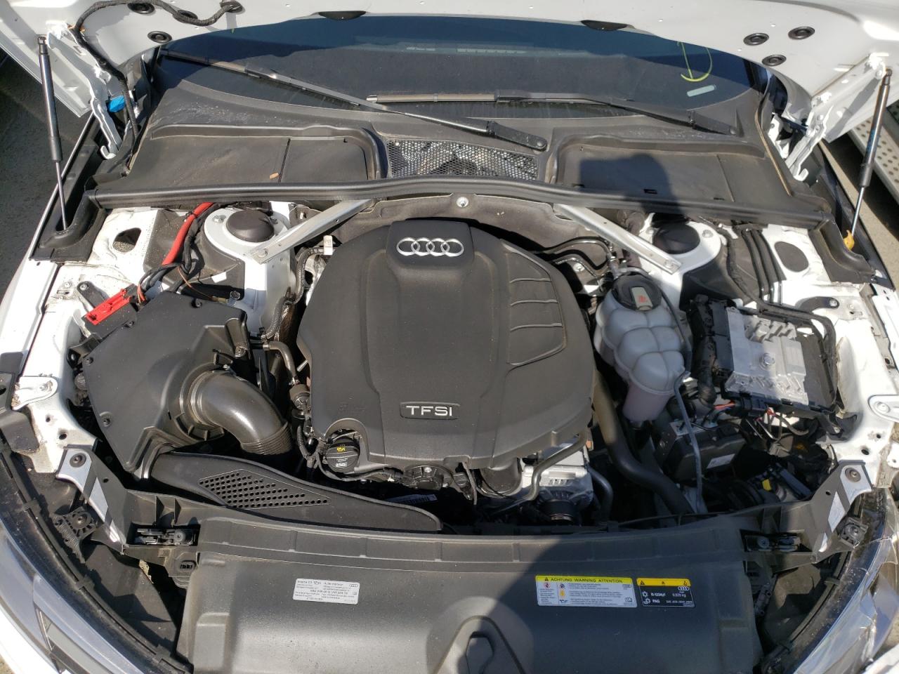Photo 7 from auction – 2019 AUDI A4 PREMIUM with VIN WAUDNAF45KN020279
