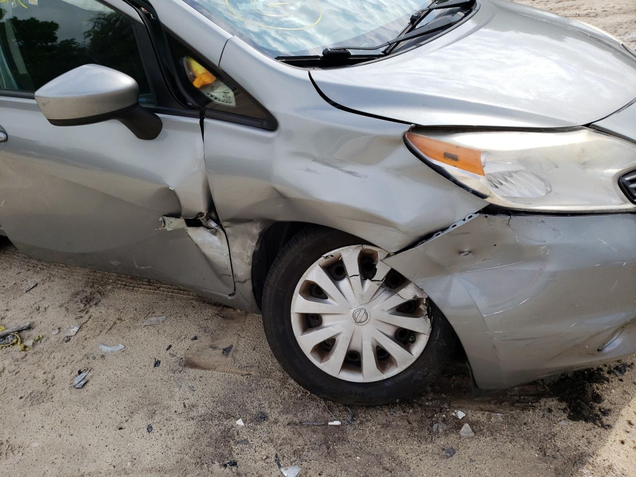 Photo 9 from auction – 2015 NISSAN VERSA NOTE with VIN 3N1CE2CP4FL407191