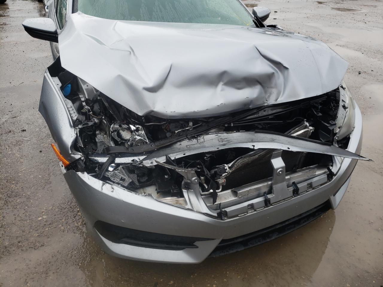 Photo 9 from auction – 2017 HONDA CIVIC LX with VIN 19XFC2F55HE068863