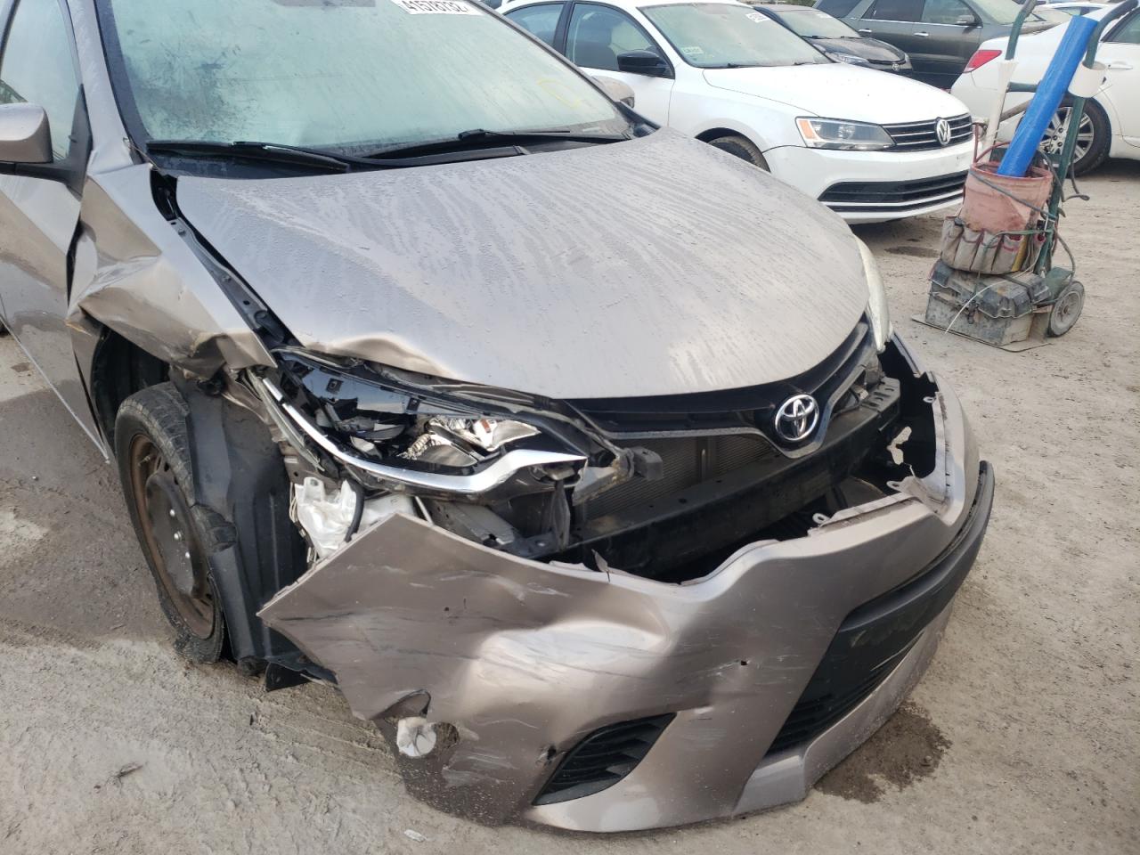 Photo 9 from auction – 2014 TOYOTA COROLLA L with VIN 2T1BURHE8EC187910