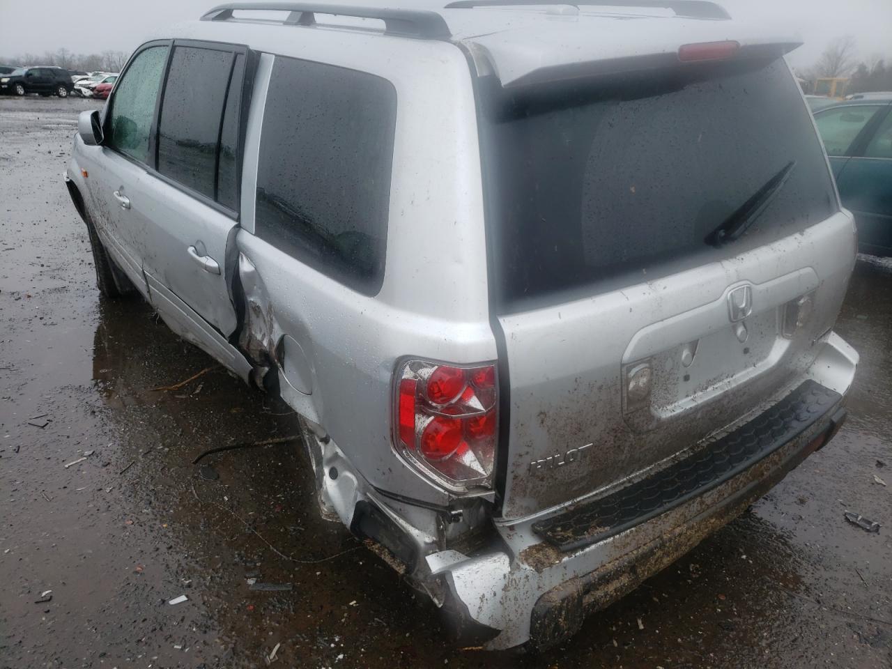 Photo 3 from auction – 2006 HONDA PILOT EX with VIN 5FNYF18696B016093