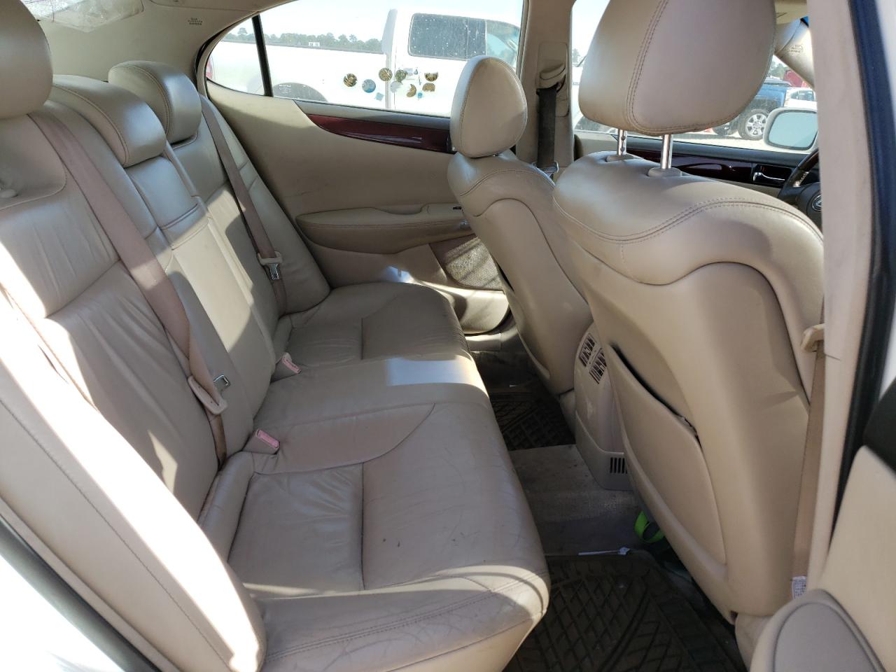 Photo 6 from auction – 2002 LEXUS ES 300 with VIN JTHBF30G620031342