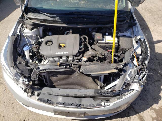 Photo 7 from auction – 2018 KIA FORTE LX with VIN 3KPFK4A71JE227049