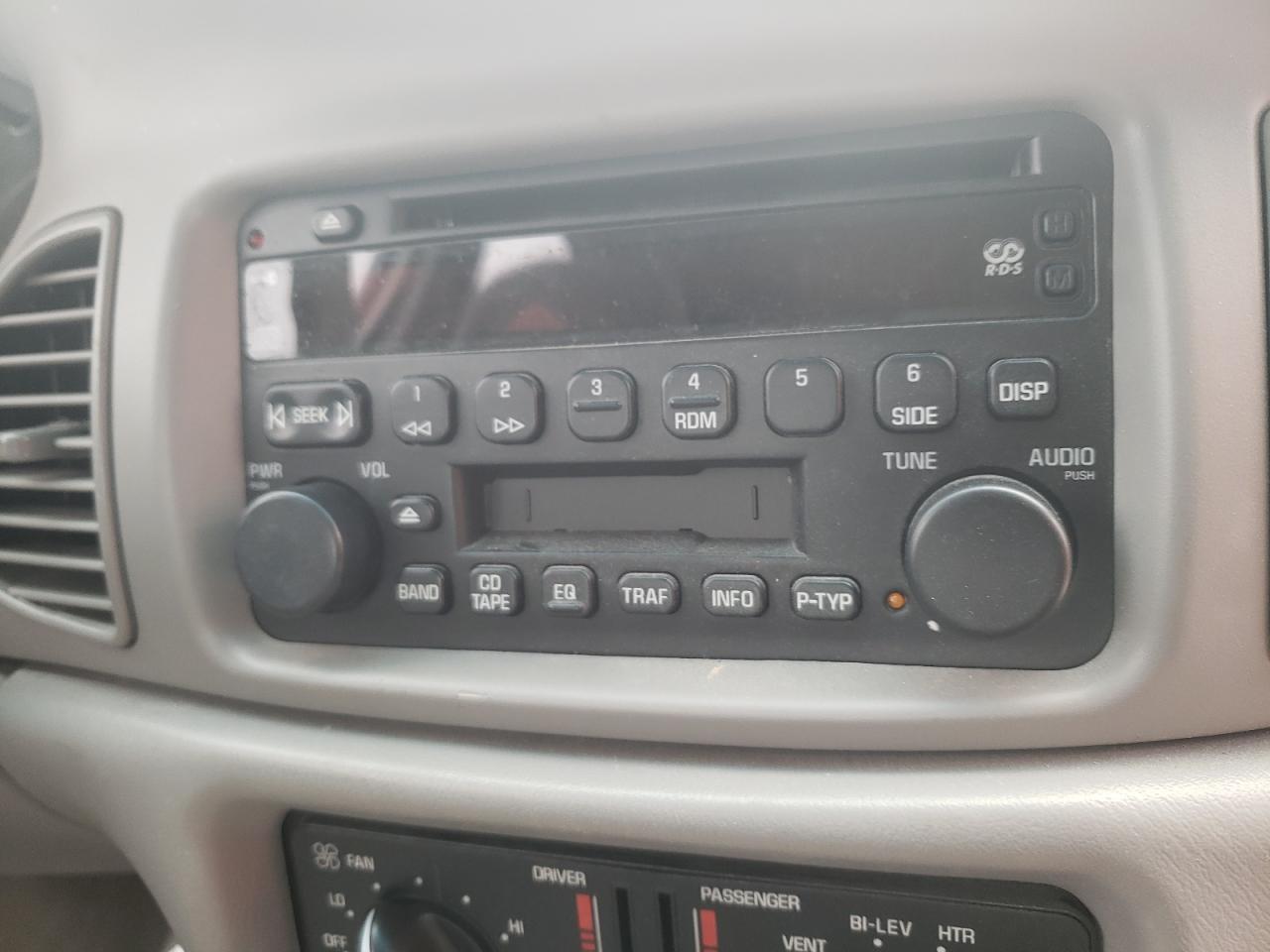 Photo 9 from auction – 2004 BUICK CENTURY CU with VIN 2G4WS52J541224149